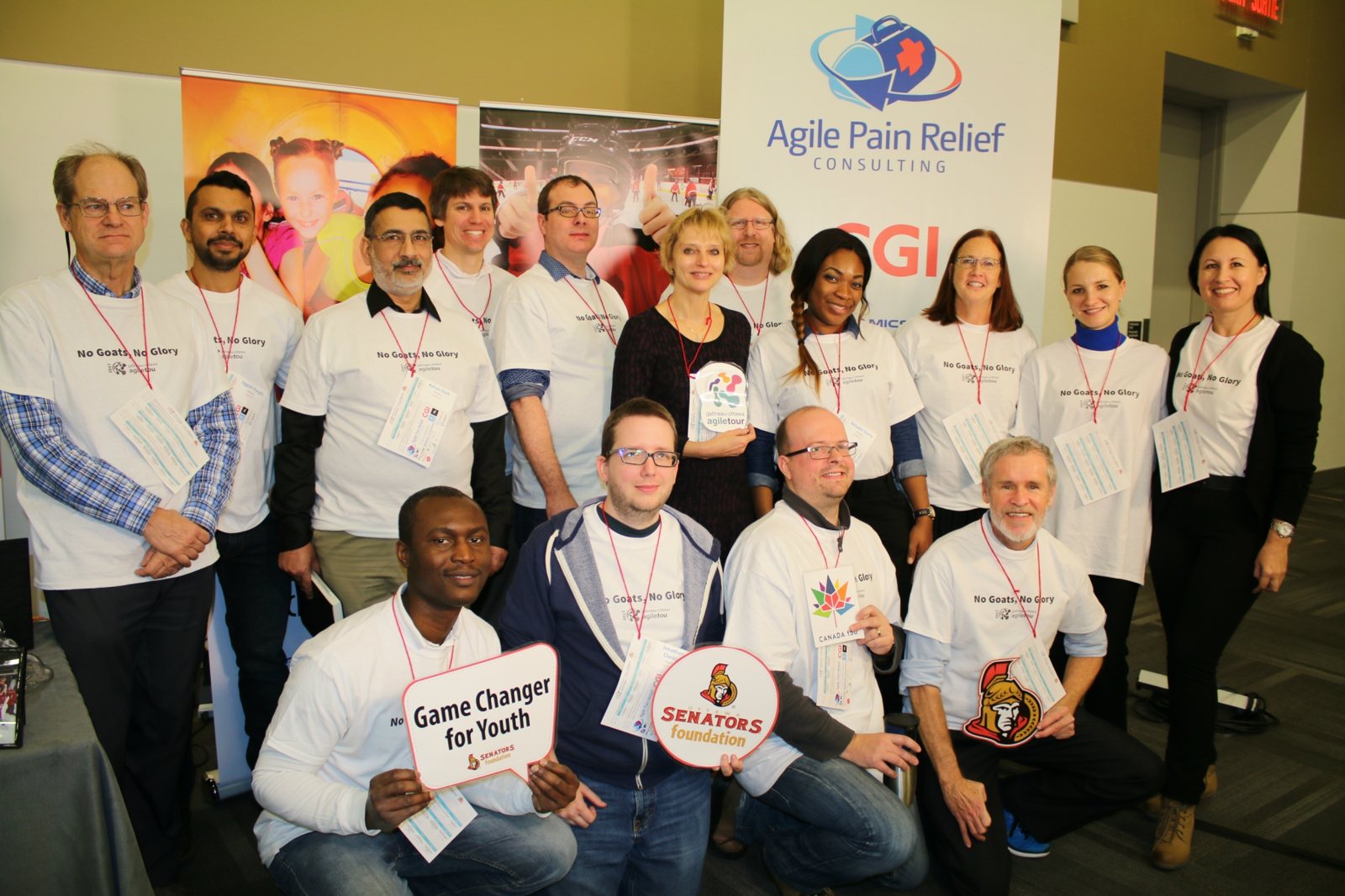 GOAT 2017 volunteer team posing together